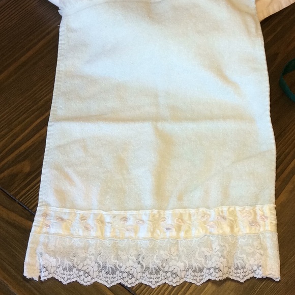 FINAL SALE PRICE Vintage 3 Piece Lot - Q Sheet, H Towel & Apron - Picture 6 of 11